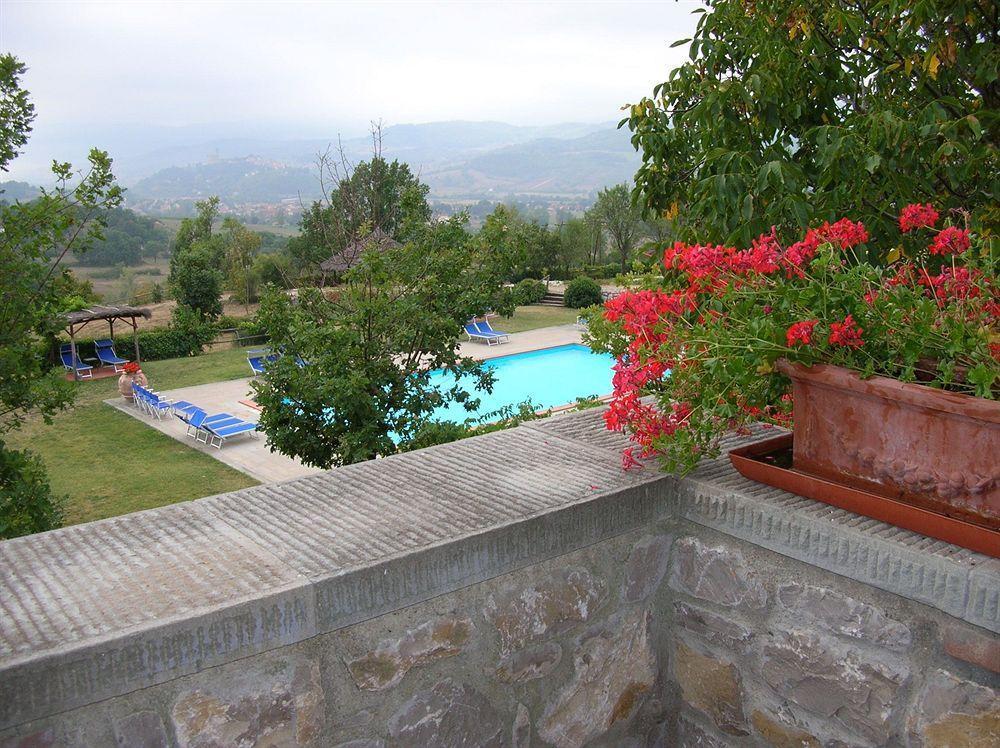 Borgo Corsignano Guest House Poppi Luaran gambar