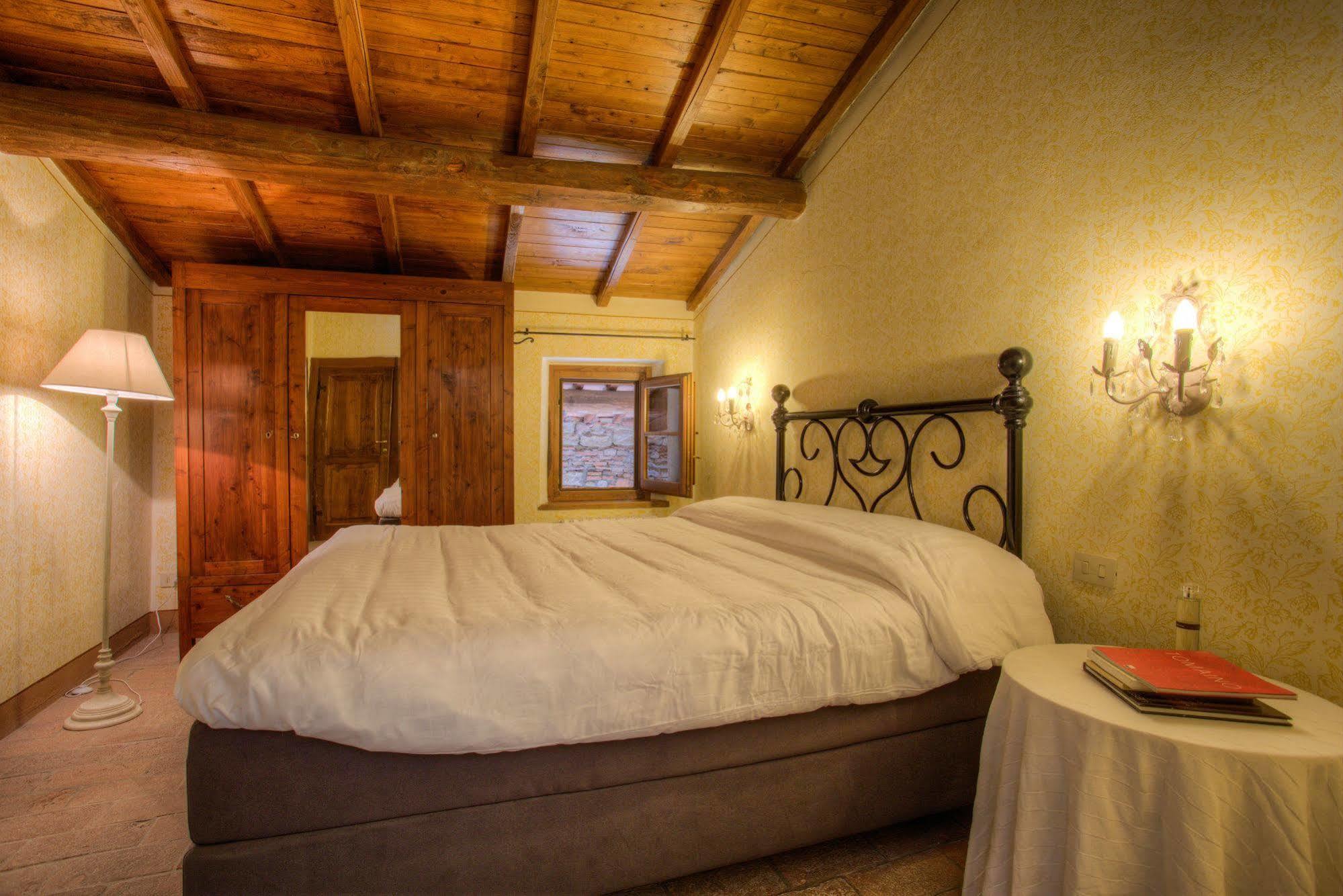 Borgo Corsignano Guest House Poppi Luaran gambar
